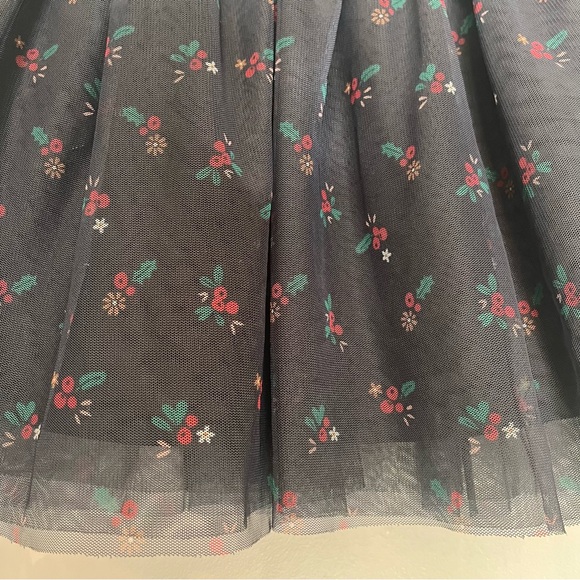 Girls black tutu, Size 8 and 12. Carter’s Like new - Picture 4 of 6